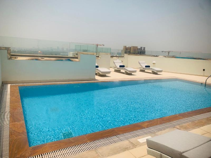 דובאי Suha Creek Hotel Apartments מראה חיצוני תמונה